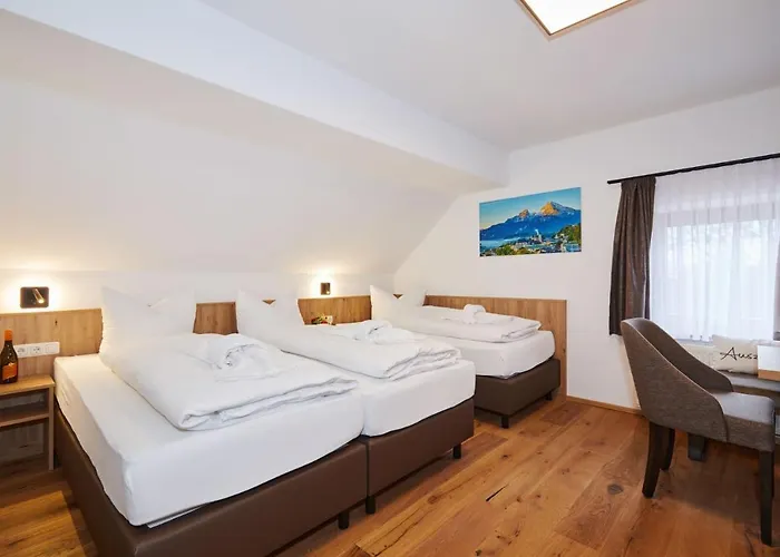Hotel Ulrichshoegl 3*
