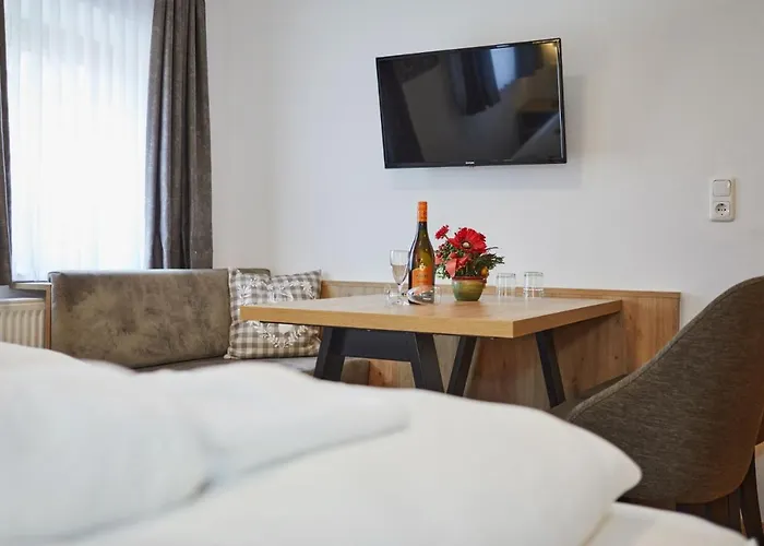 Ulrichshoegl Hotel 3*