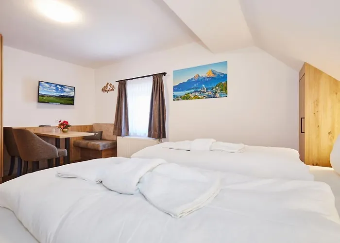 Ulrichshoegl Hotel