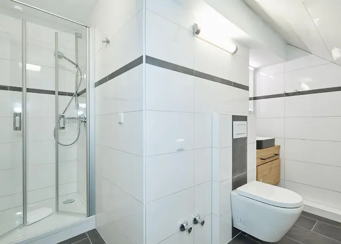 Hotel Ulrichshoegl 3*