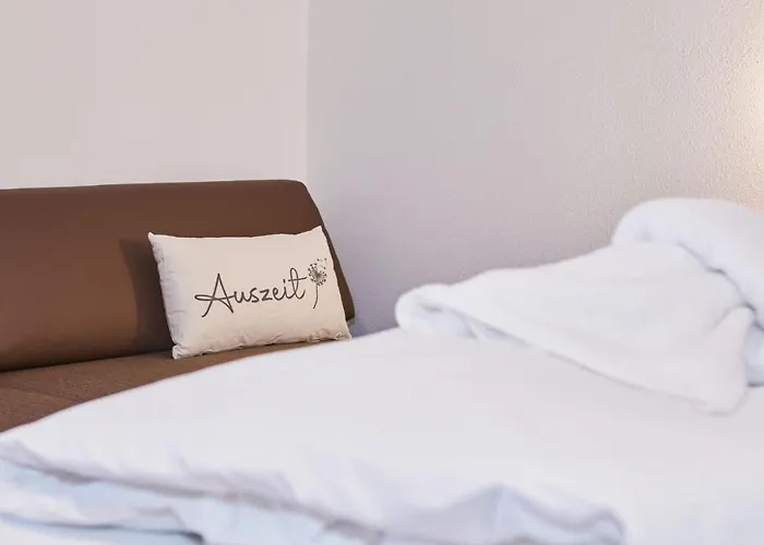 Ulrichshoegl Hotel 3*