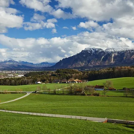 Ulrichshögl 3*